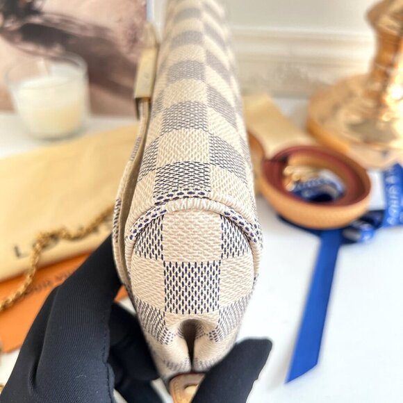 Authentic Louis Vuitton Favorite PM Azue Damier Crossbody Clutch Bag B0698 - Picture 11 of 16